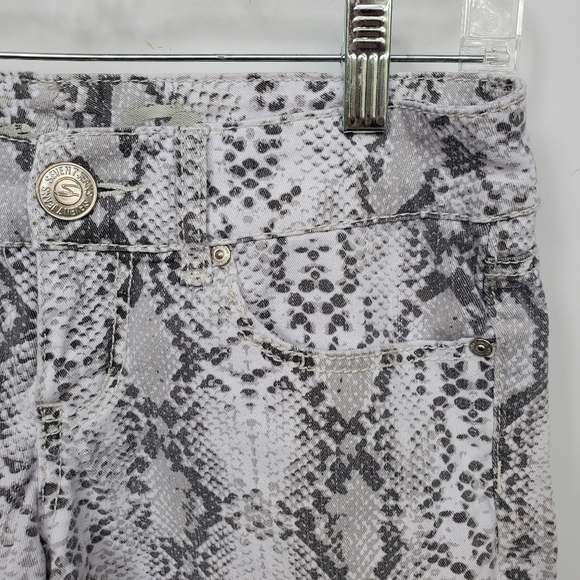 Seven 7 Stretchy Python Print Shorts sz 4 - Picture 4 of 13